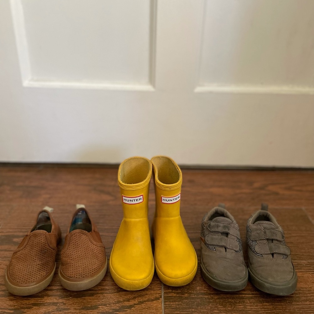 Hunter, Old Navy, Cat&Jack— Toddler boy shoes 7